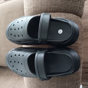 Black Sandals with Adjustable Strap and Ventilated Design NEW W/O TAGS